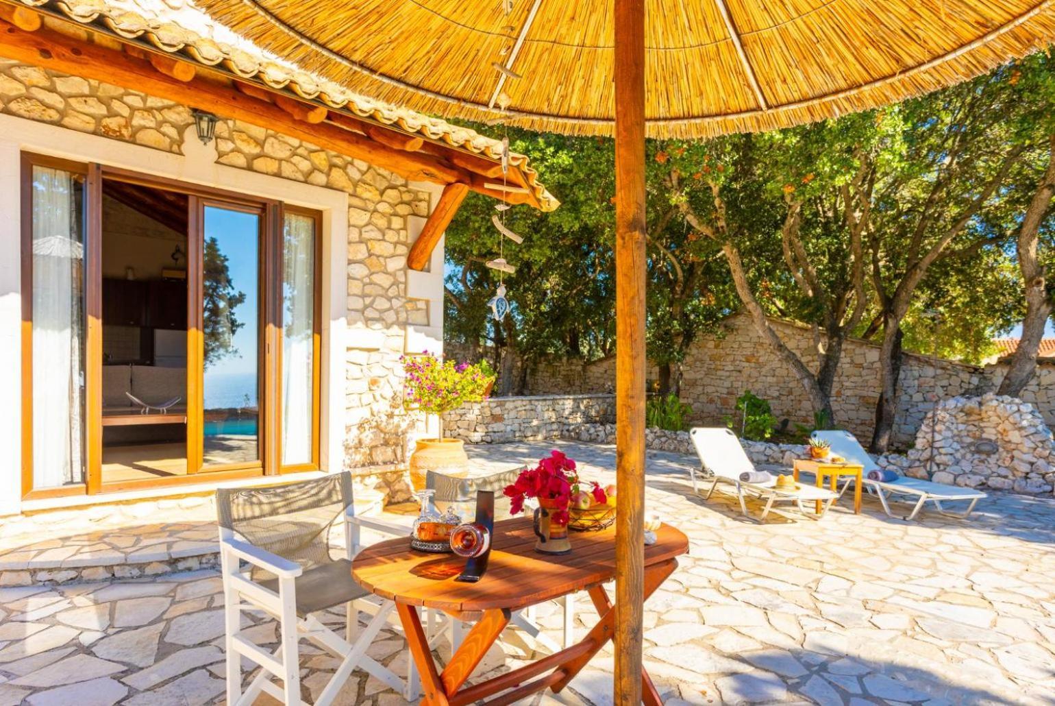 Villa Nionios Vlachopoulatika